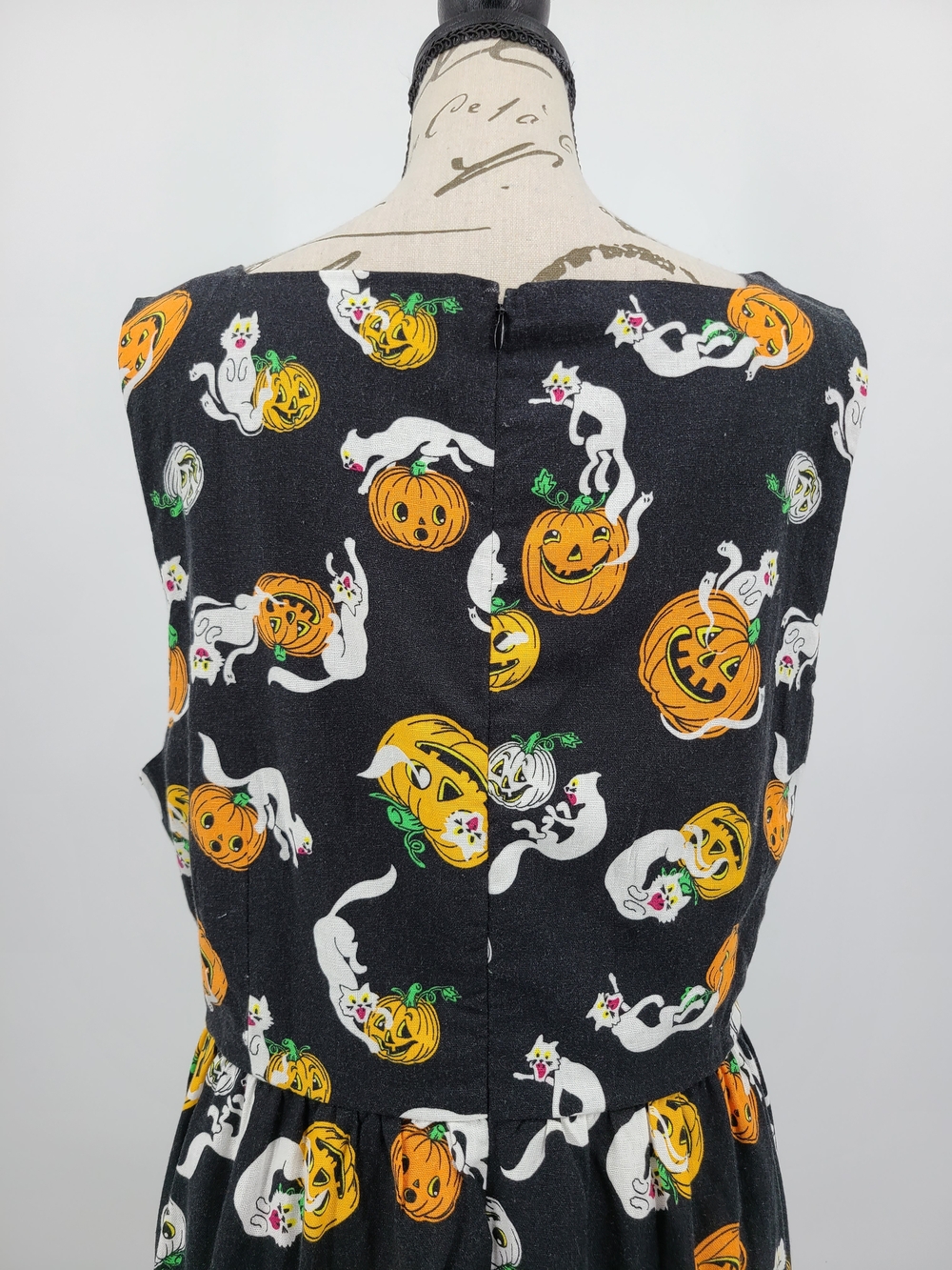 Modcloth SummerWeen Linen Blend Cats And Pumkins Dress Size 16 - Picture 6 of 12